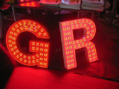 景谷LED发光字常见的安装误区。